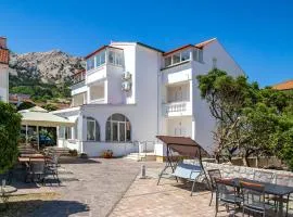 Bed & Breakfast Haus Lucija