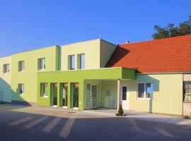 Dorfgasthof Berlakovich, hotel v destinaci Weppersdorf