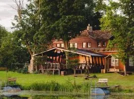 Kupiškio marių vila
