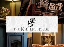 3-Bed Historic Knitters House in Nottingham