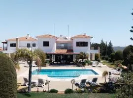 Mountain view 6 bed mansion with Private Padel Court, Pool & Gym