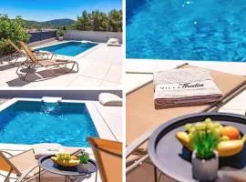Villa THALIA