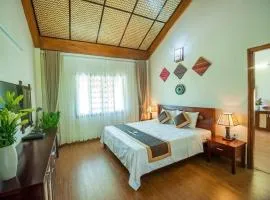 Hoa Binh Resort