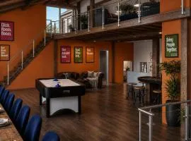 Alpine Clubhouse Wellness-Entertainment-Villa
