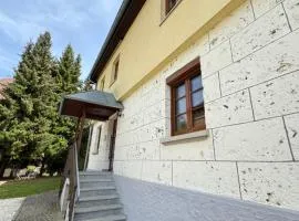 Gäste- & Tagungshaus Landglück