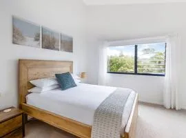 Seabrook – on Main Street, walk to beach & shops