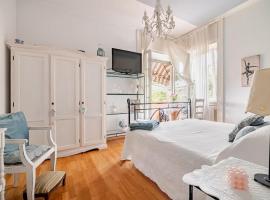 B&B La Casa di Pamela - 5 min Lago Varese, хотел в Варезе