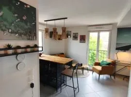 Le cellier du marché couvert - plein centre, parking privé, climatisé