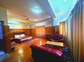 Hotel Pema Karpo, khách sạn ở Yuwak
