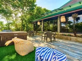 Cuatro Maya by Araw Residences, hotell i Nasugbu