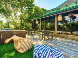 Cuatro Maya by Araw Residences