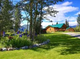 Secluded Rustic Wilderness Lodge & Cabin Retreat with Private Lake, Sauna & Adventure Trails near Tok, Alaska