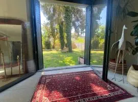 Chambre sur jardin proche bords de Loire