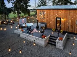 Cedar & Sage Hideaway in River Road, WA