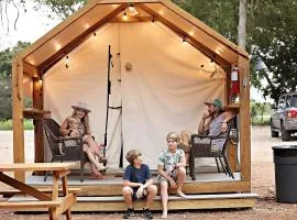 Relaxing Family-Friendly Glamping Rental in Marion, Texas: Luxurious Safari Tent on the Cibolo Creek