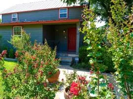 Riverside Zen and Pet-Friendly Escape Retreat in Bastrop, Texas