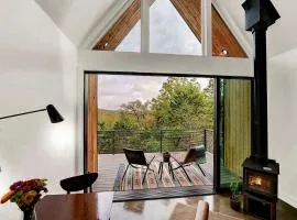 Luxurious Cabin Perfect for a Romantic Escape in Wimberley, Texas