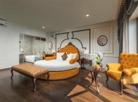 ORA Hotel, hotell i Văn La