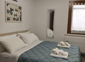 La Casa del Postino, hotel a Farigliano