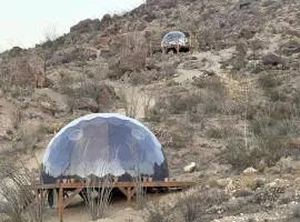 Romantic and Unique Geo Dome Perfect for Stargazing and a Weekend of Exploring Terlingua Ghost Town