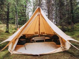 Hraunborgir Golden Circle Tents, hotel i Kiðjaberg