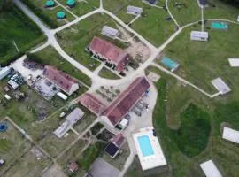 Camping Parc de la Brenne - Kampeerbungalow