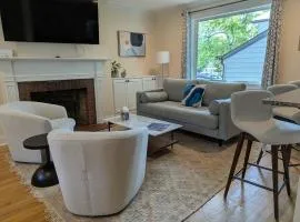 NEW Cozy 2BR Near Duke & Downtown Firepit