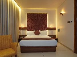 Hotel Heritage Grand, hotel em Thane