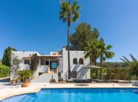 Asteria Eco Finca Sustainable 6 Bedroom Nature Retreat near UNVRS Ibiza