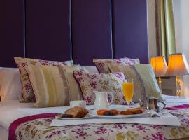 Breffni Arms Hotel, khách sạn ở Arvagh