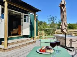 Melbury Hut