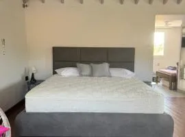 Romanou Guest House