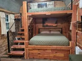 Cozy 1-BR Cabin with Kid's Loft & Hot Tub on Buffalo Farm