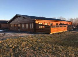 Gladheimar Guesthouse, хотел в Блондуос