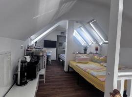 Golßen में, होटल Apartment Yellow - Ferienapartments im Spreewald - 15938 Golßen - 10 min bis zum Tropical Island