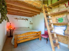 Logement Bourbon - coeur Ardèche, Hotel in Lamastre