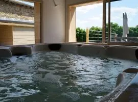 Le Clos des Prés Piscine et Spa