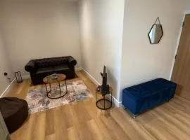 Windsor Flat 90A