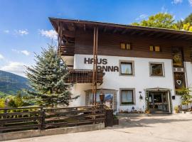 Haus Anna Appartementhaus - Kärnten Card im Sommer inklusive -, מלון בבאד קליינקירשהיים