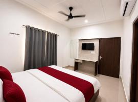 Vrindāvan में, होटल Shiva Stay Inn - #Close To Prem Mandir #Free Parking #Lift #Ac Rooms #Budget Friendly