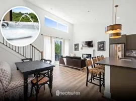 Hot Tub Private King Suites 4BR 3BA Near Ark