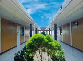 Miraflores Beach Lodge, מלון בSanto Domingo