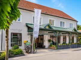 Smarthotel Schmid - Restaurant & Bar inhouse - Nähe Schlossteich, хотел в Sitzenberg