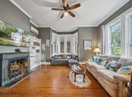 Serenity Manor 3BR – Spacious Historic Home