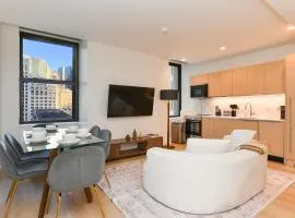 Sleek 2BR Oasis in Financial District