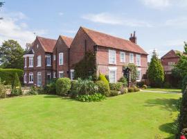 Newtown House Hotel: South Hayling şehrinde bir romantik otel