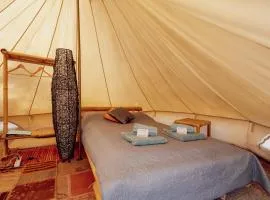 Bellissima Bell Tent - Romantic Glamping Retreat in Nature