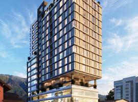 Sense Coliving Ecuador Residences & Convention, хотел в Кито