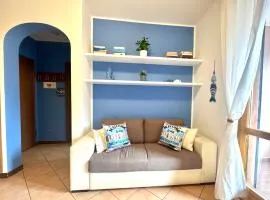 Azzurra Charming Apartment • Walk to Lake