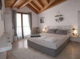 Albergo Garnì Casa del Lago, hotel a Tenno